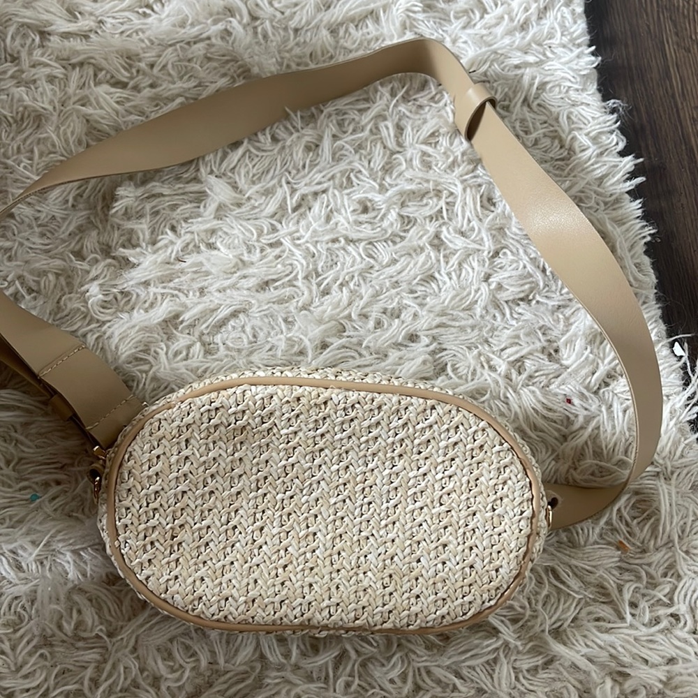 Raffia bag